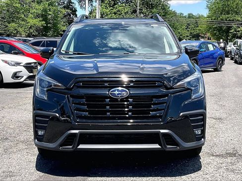 Certified 2025 Subaru Ascent Bronze Edition AWD/4WD image 3