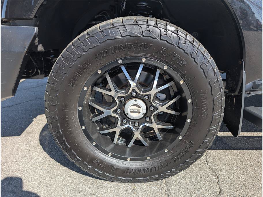 Used 2015 Ford F250 Lariat w/ Lariat Ultimate Package AWD/4WD image 20