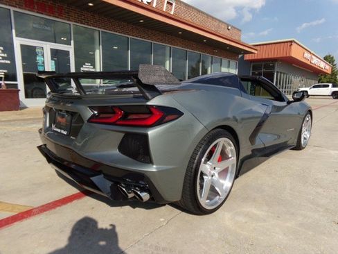 Used 2022 Chevrolet Corvette Stingray Premium Conv w/ Z51 Performance Package RWD image 5