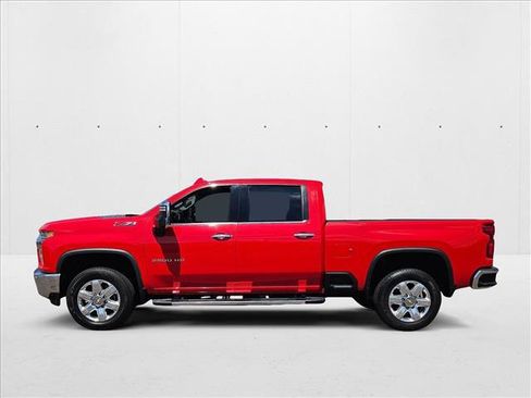 Used 2022 Chevrolet Silverado 2500 LTZ w/ LTZ Plus Package image 9