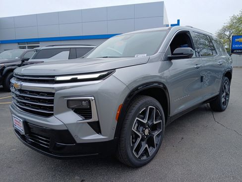 New 2026 Chevrolet Traverse High Country AWD/4WD image 6