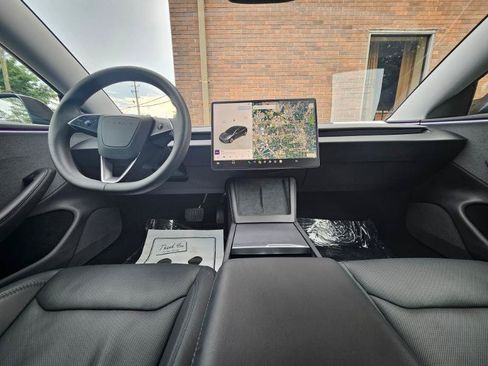 Used 2024 Tesla Model 3 Standard Range RWD image 39