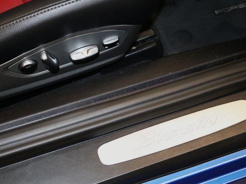 Used 2018 Porsche 718 Boxster RWD image 79