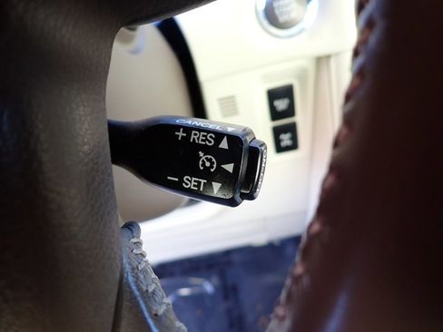 Used 2013 Lexus GX 460 Premium image 20