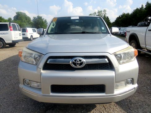 Used 2012 Toyota 4Runner SR5 image 2