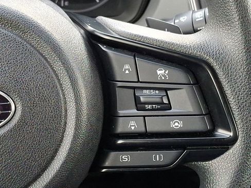 Used 2024 Subaru Crosstrek 2.0i Premium image 23