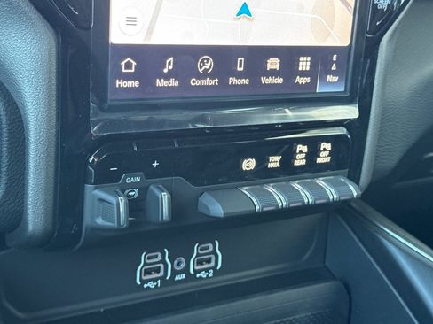 New 2026 RAM 2500 Big Horn AWD/4WD image 19