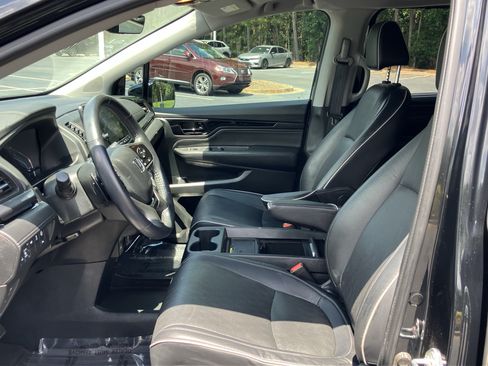 Used 2023 Honda Odyssey Elite image 15