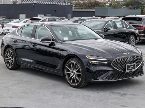 Used 2026 Genesis G70 2.5T Prestige RWD image 3
