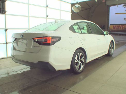 Used 2025 Subaru Legacy Premium image 4