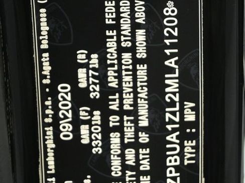 Used 2021 Lamborghini Urus image 37