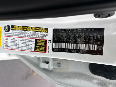 Used 2025 Toyota Camry XLE image 23