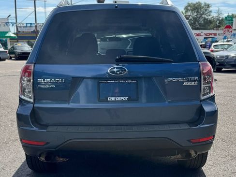 Used 2011 Subaru Forester 2.5X Premium w/ All-Weather Pkg AWD/4WD image 4