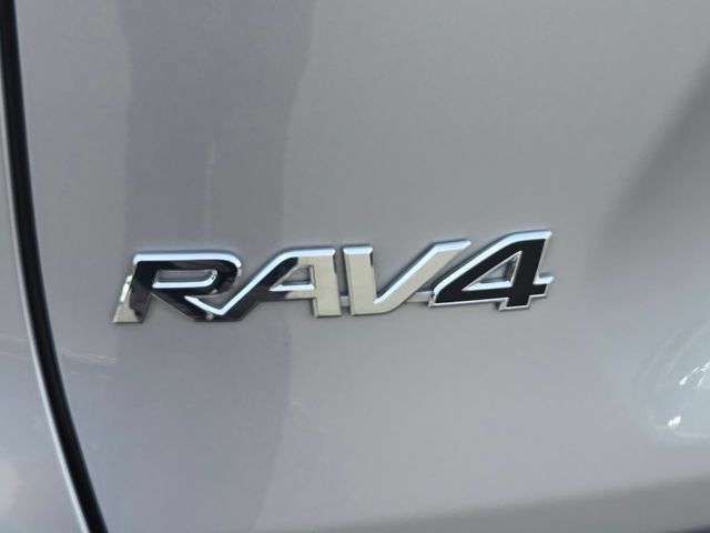 Certified 2025 Toyota RAV4 XLE w/ Convenience Package AWD/4WD image 11