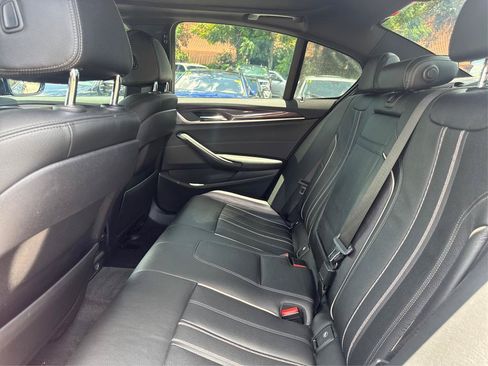 Used 2017 BMW 530i xDrive AWD/4WD image 10