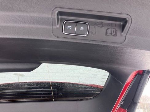 Used 2023 Ford Explorer XLT w/ Equipment Group 202A image 26