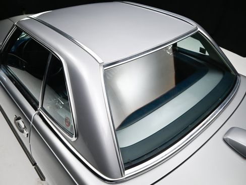 Used 1987 Mercedes-Benz 560 SL image 58