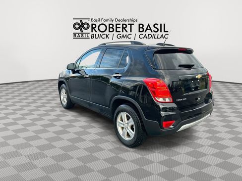 Used 2020 Chevrolet Trax LT w/ LT Convenience Package AWD/4WD image 6