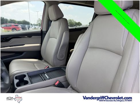 Used 2024 Honda Odyssey Touring image 25