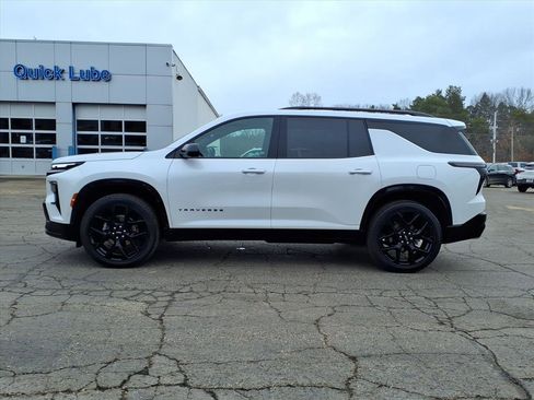 Used 2024 Chevrolet Traverse RS w/ LPO, Floor Liner Package image 17