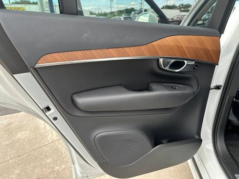 Used 2023 Volvo XC90 B6 Plus w/ Protection Package Premier AWD/4WD image 27