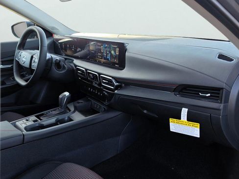 New 2026 Nissan Sentra SR w/ Floor Mat Package FWD image 16