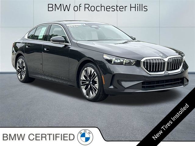 Used 2024 BMW 530i xDrive w/ Premium Package AWD/4WD image 1