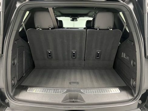Used 2025 Chevrolet Tahoe Z71 w/ Comfort Package image 51