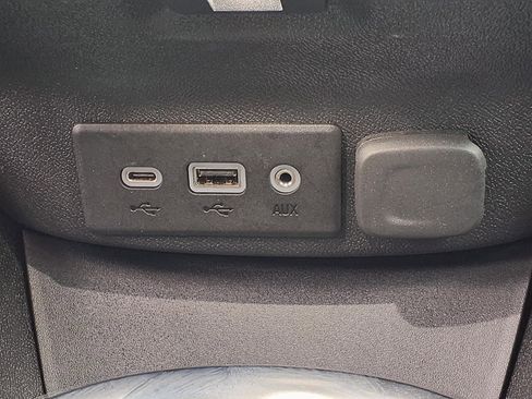 Used 2025 Chevrolet Malibu LT FWD image 6