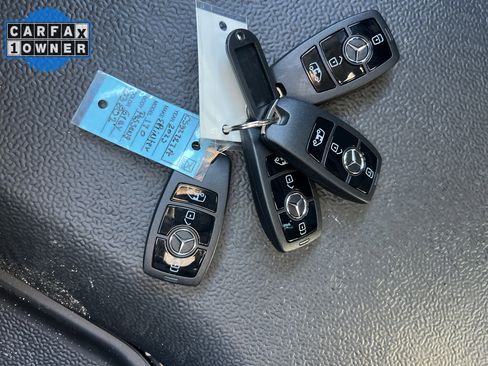 Used 2025 Mercedes-Benz Sprinter 2500 image 38