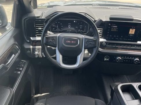 Used 2023 GMC Sierra 1500 Elevation AWD/4WD image 10