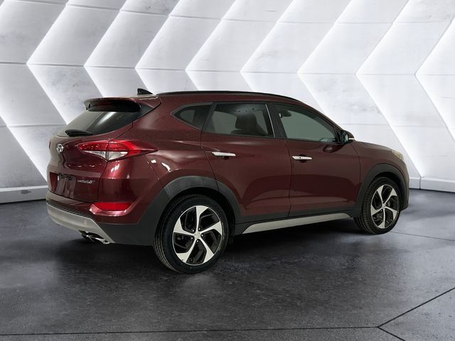 Used 2017 Hyundai Tucson Limited w/ Limited Ultimate Package 03 FWD image 4