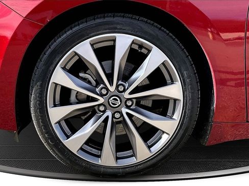 Used 2022 Nissan Maxima Platinum w/ Sport Mat Group image 34