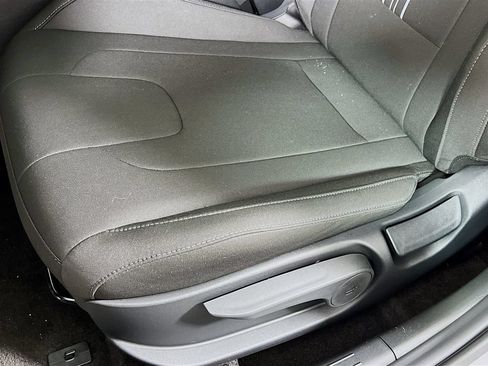 Used 2026 Hyundai Elantra SEL Sport Premium FWD image 16