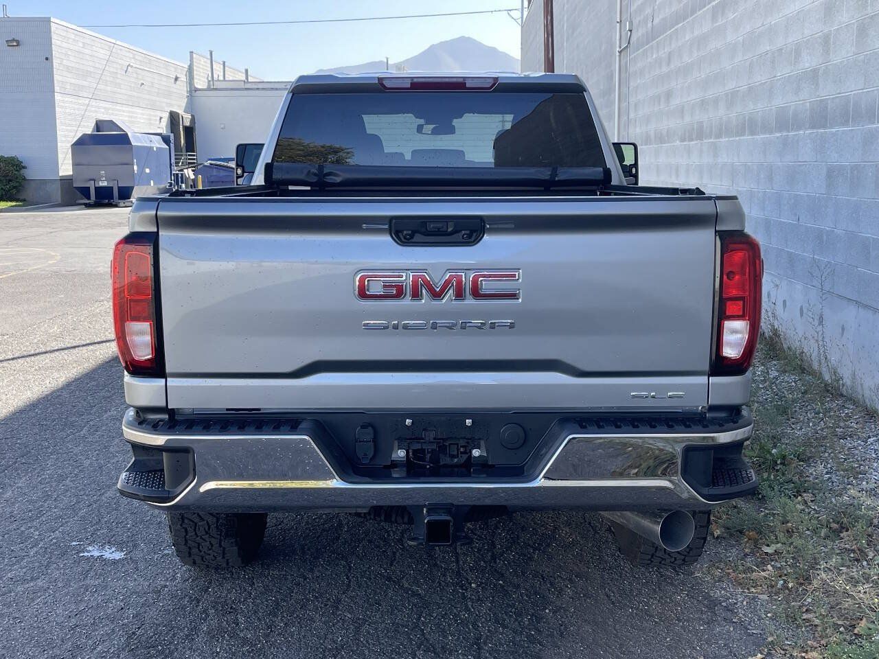 Used 2026 GMC Sierra 2500 SLE w/ SLE Value Package; AWD/4WD image 6