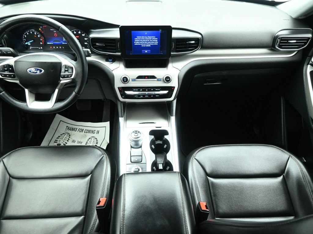 Used 2024 Ford Explorer XLT w/ Equipment Group 202A AWD/4WD image 20