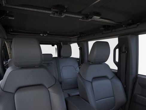 New 2026 Ford Bronco Outer Banks w/ Sasquatch Package AWD/4WD image 14