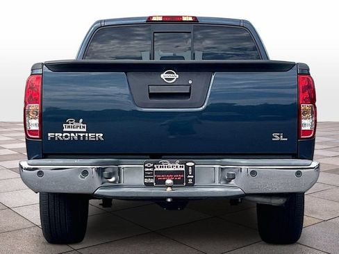 Used 2019 Nissan Frontier SL RWD image 4