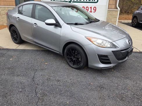 Used 2010 MAZDA MAZDA3 i Touring image 1
