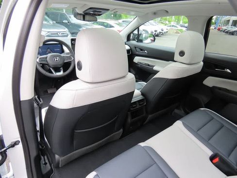New 2026 Honda Prologue Touring image 14