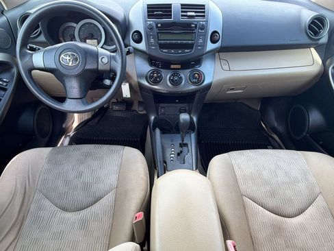 Used 2011 Toyota RAV4 4WD w/ Base L4 Extra Value Pkg image 28
