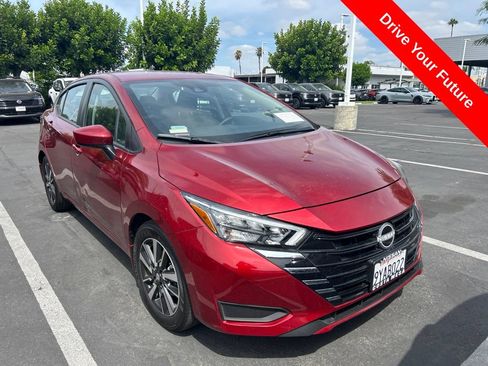 Used 2025 Nissan Versa SV w/ Trunk Package FWD image 3