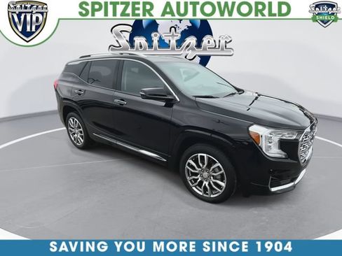 Used 2024 GMC Terrain Denali AWD/4WD image 2