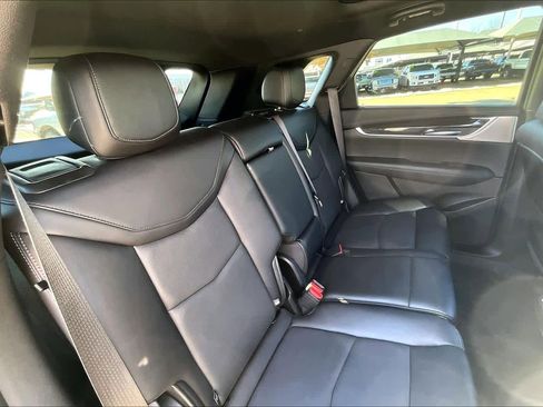 Used 2021 Cadillac XT5 Premium Luxury image 19