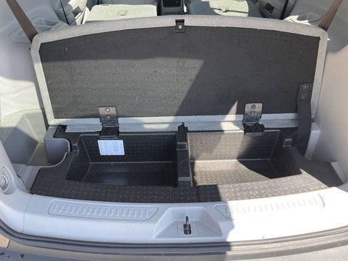 Used 2018 GMC Acadia SLT w/ LPO, Floor Liner Package AWD/4WD image 29
