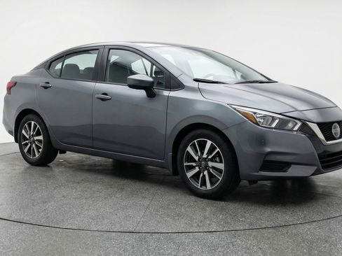 Used 2025 Nissan Versa SV image 1