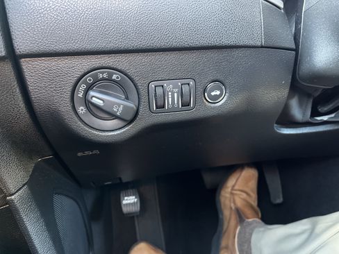 Used 2022 Dodge Charger R/T w/ Harman/Kardon Audio Group image 24