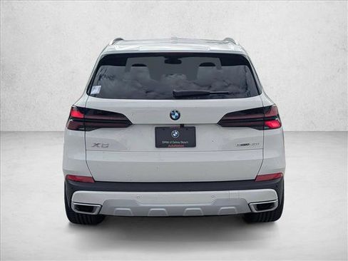 New 2026 BMW X5 sDrive40i w/ Climate Comfort Package image 7
