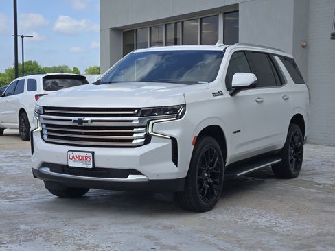 Used 2022 Chevrolet Tahoe High Country AWD/4WD image 4