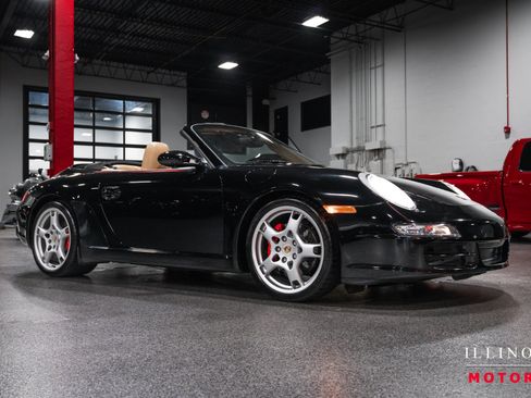 Used 2005 Porsche 911 Carrera S RWD image 7